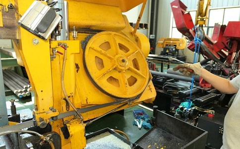 新洲金属带锯床的日常使用和保养注意事项！